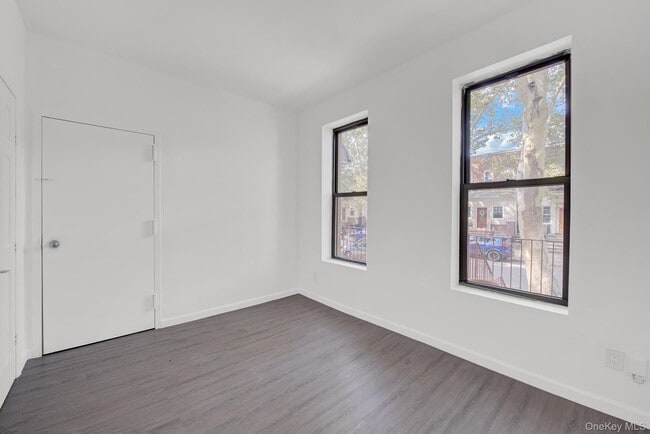 Building Photo - 71-11 68th St