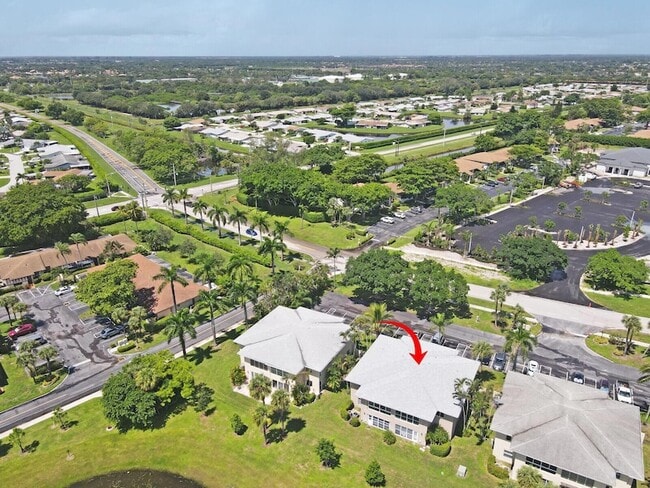 Building Photo - 5910 Via Delray Blvd