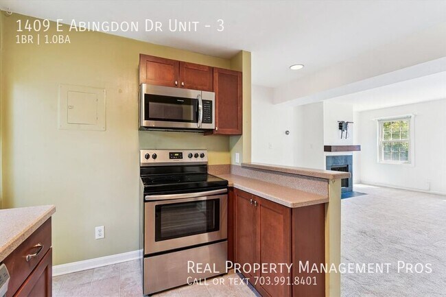 Building Photo - 1409 E Abingdon Dr