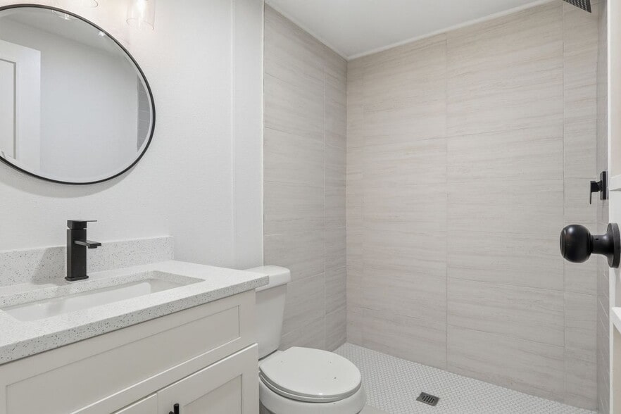 Building Photo - 19856 Old Hwy 105 E