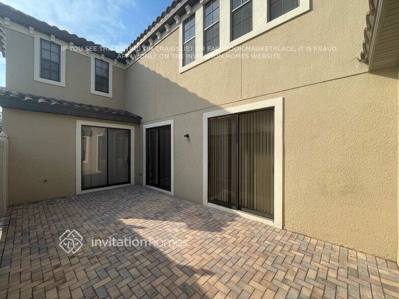 Building Photo - 20351 Chestnut Grove Dr