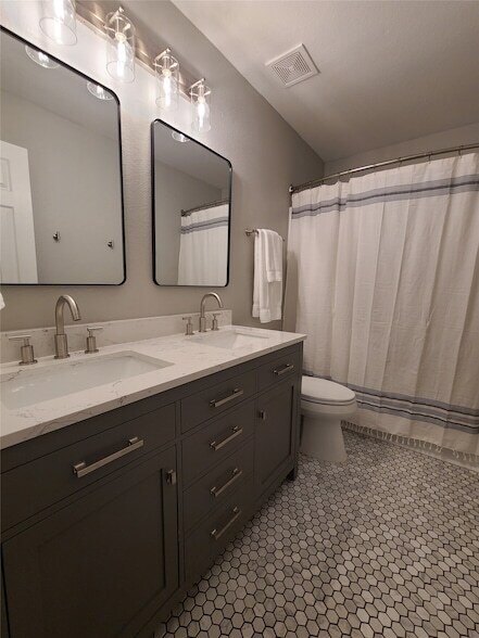 Building Photo - 4509 Willow Rock Ln