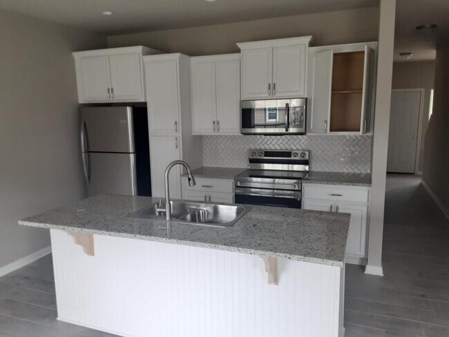 Building Photo - 109 Meyers Ter Cir