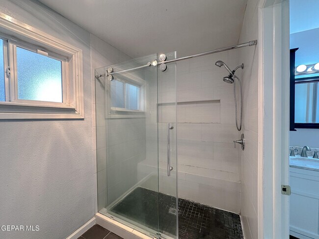 Building Photo - 6916 Polvadera Dr