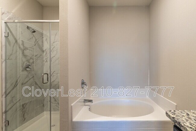 Building Photo - 9223 Foxing Blf