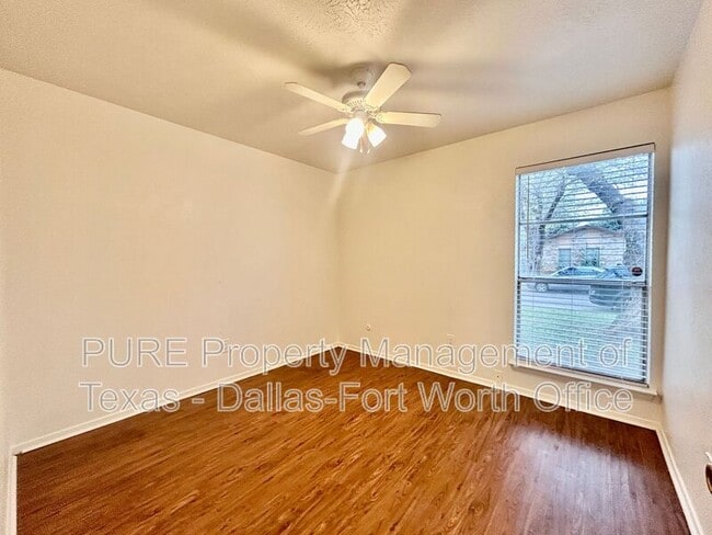 Building Photo - 1410 Birmingham Dr