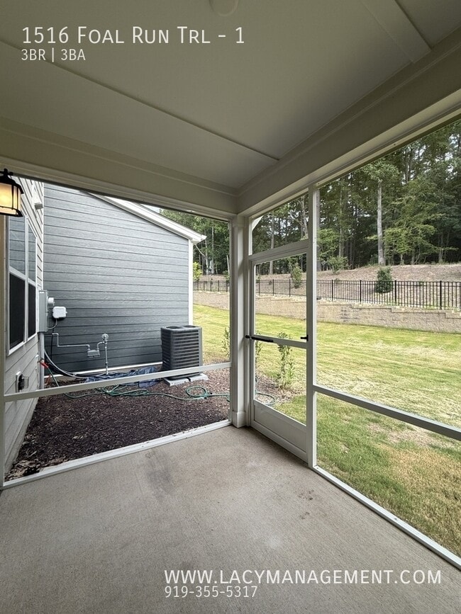 Building Photo - 1516 Foal Run Trl