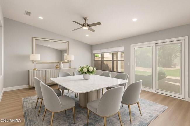 Building Photo - 6410 W Buckskin Trail