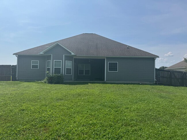 Building Photo - 157 Prelude Dr