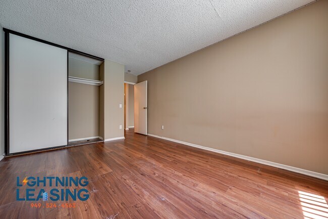 Building Photo - 10250 Commerce St