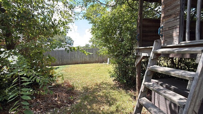 Building Photo - 1548 Ramberlyn Way