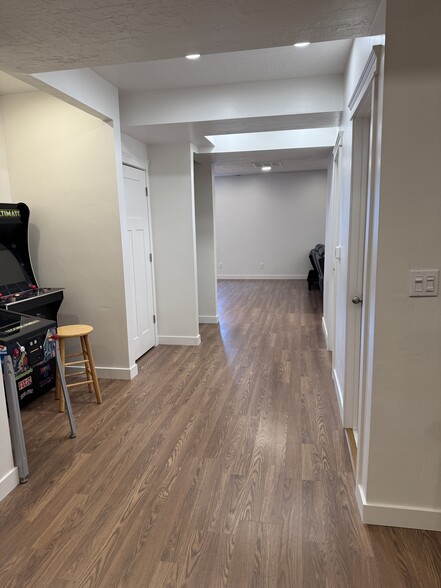 Building Photo - 1538 W 990 S