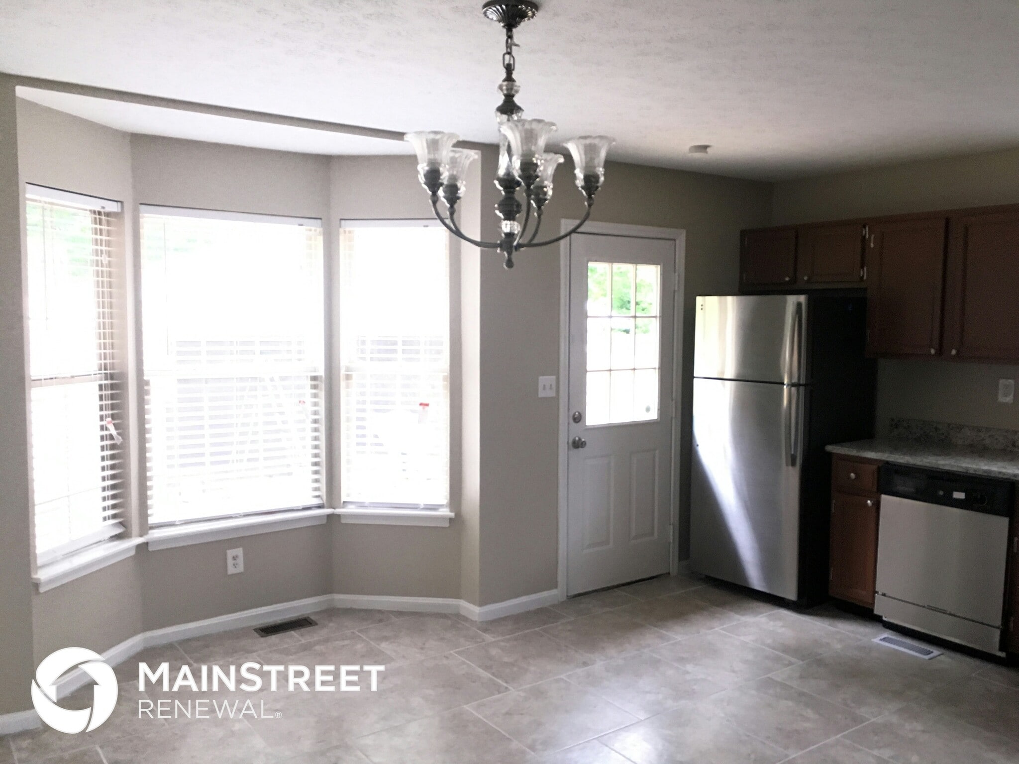 Building Photo - 10414 Pebblestone Cir