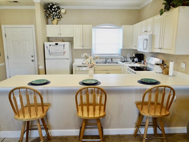Building Photo - 3973 Forsythia Ct