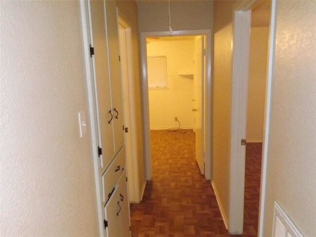 Building Photo - 1314 N Appomattox Dr