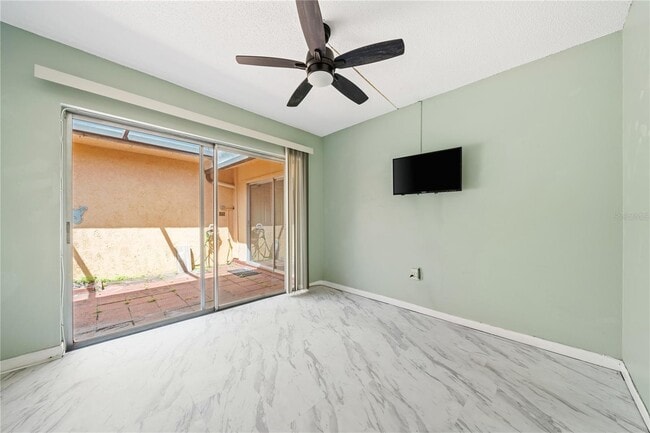 Building Photo - 5428 Larchmont Ct