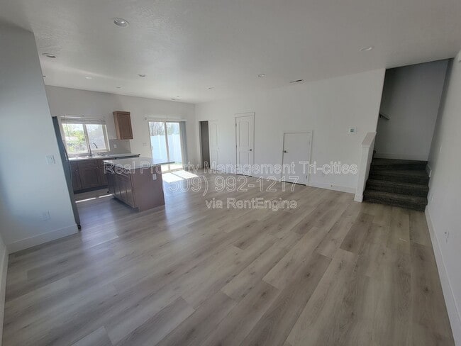 Building Photo - 6708 Dradie Pl