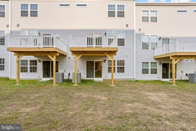 Building Photo - 30 Cardinal Wy