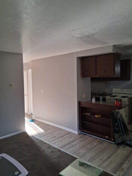 Building Photo - 1885 Taylor Rd