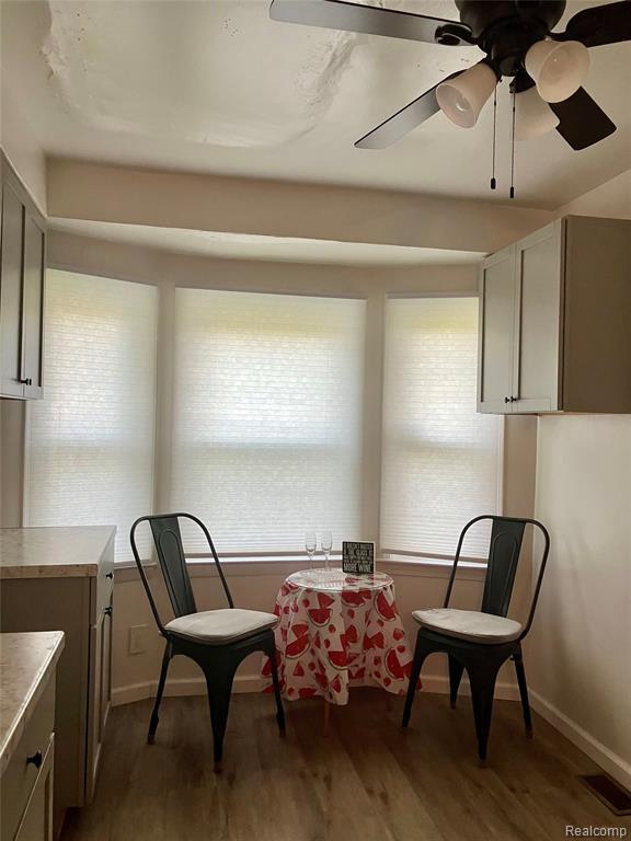 Building Photo - 20034 Rosemont Ave