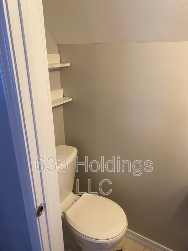 Building Photo - 403 McKinley Ave