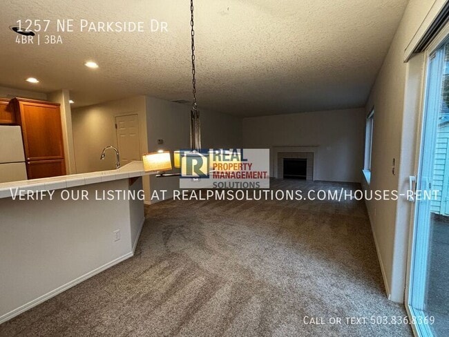 Building Photo - 1257 NE Parkside Dr