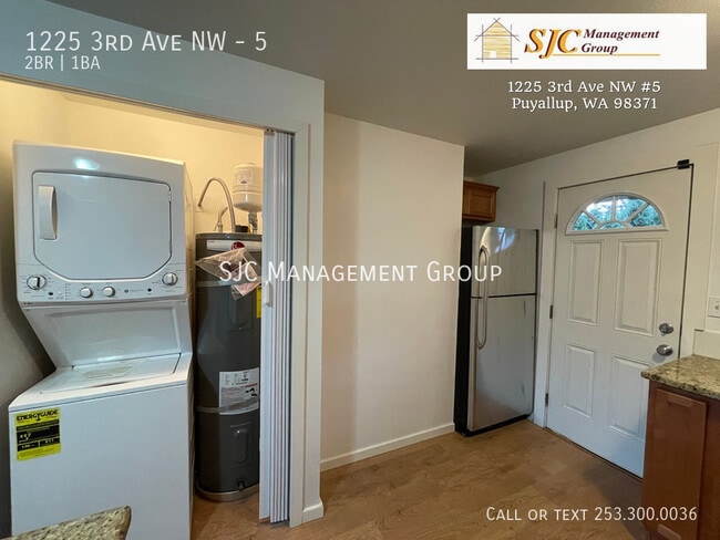 Building Photo - 1225 3rd Ave NW