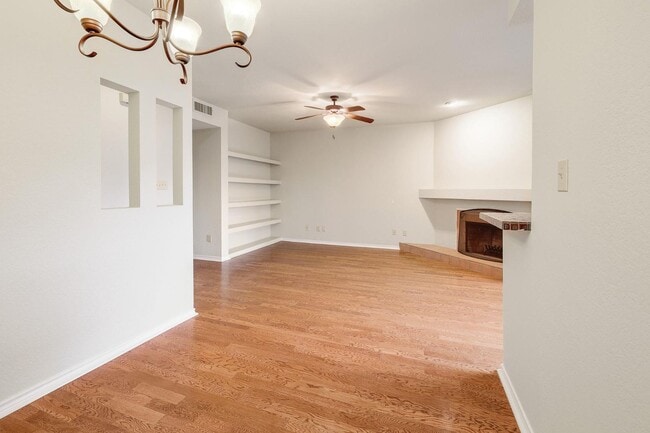 Building Photo - 8200 Neely Dr