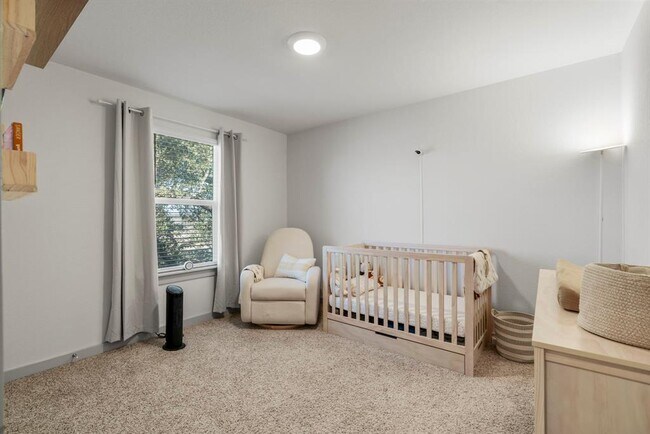 Building Photo - 217 Cupreata Ln