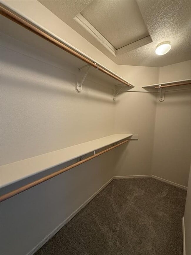 Building Photo - 1176 SE Tamora Ave