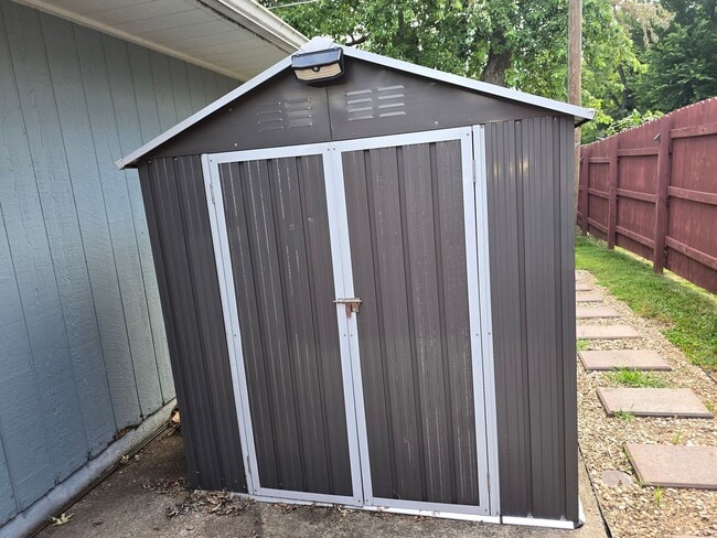Building Photo - Quality Home Management
