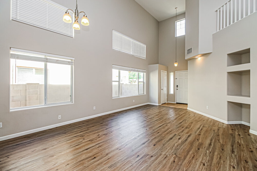 Building Photo - 1238 E Julian Dr