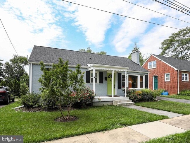Building Photo - 123 Bellview Ave