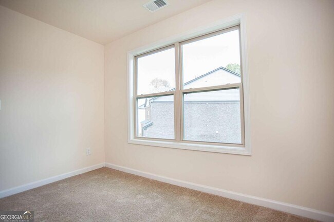 Building Photo - 4355 Almanor Cir