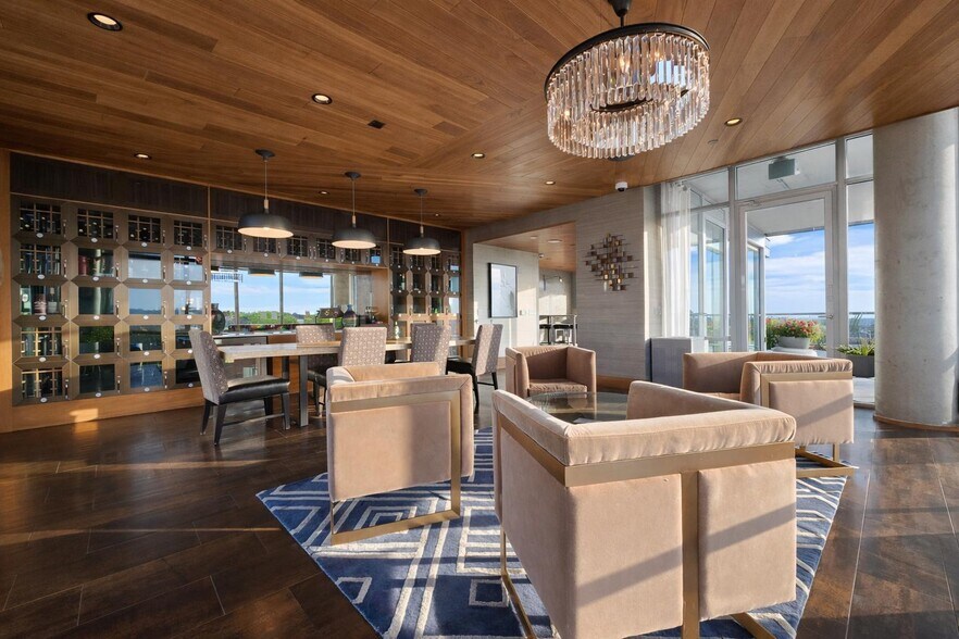 Building Photo - 1524 Sheepshead Bay Rd