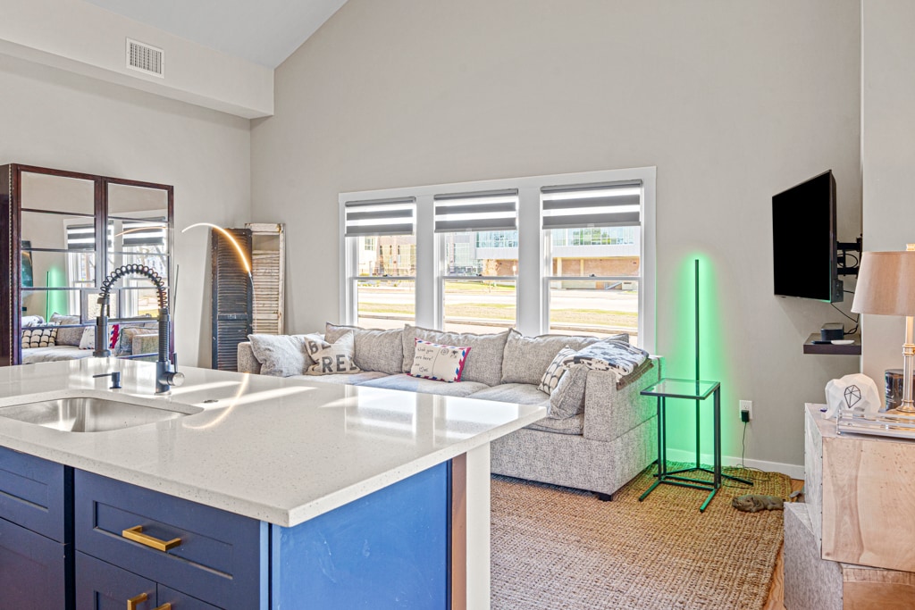 Building Photo - 311 Eagleland Dr