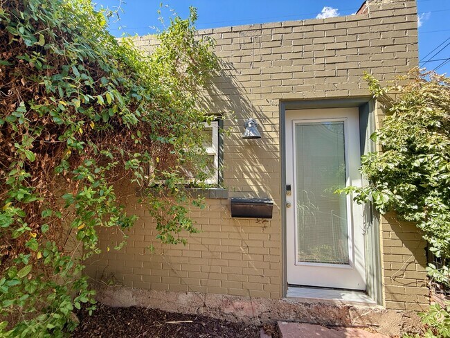 Building Photo - 2629 W 32nd Ave