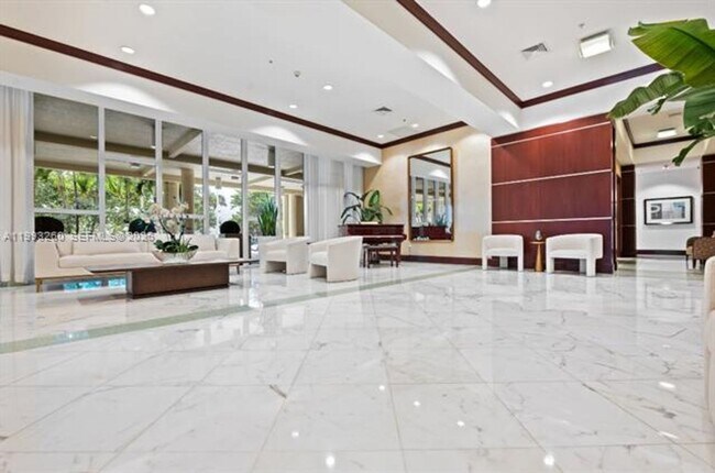 Building Photo - 16699 Collins Ave