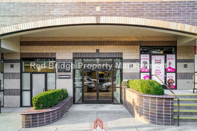 Building Photo - 15325 NW Central Dr