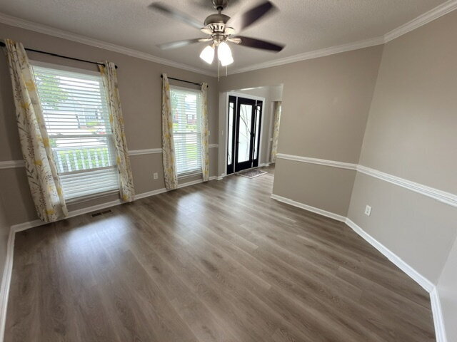 Building Photo - Spacious 4BR Home with Fenced Yard, Community Pool & 2-Car Garage