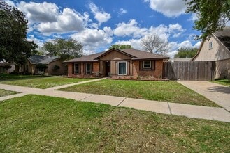 Building Photo - 21338 Park Villa Dr