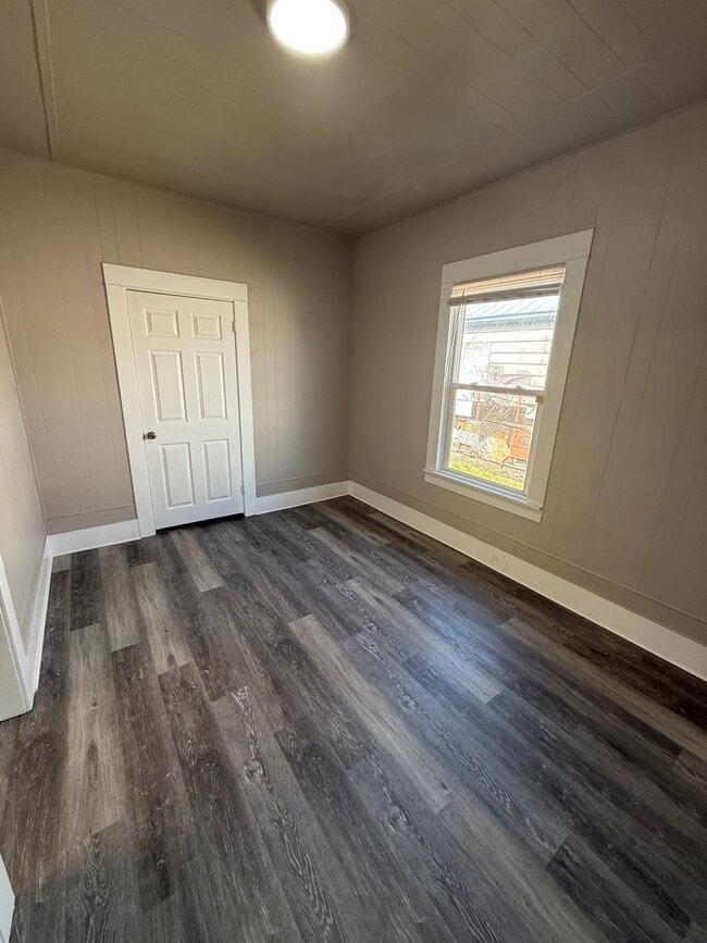 Building Photo - 3ba 1ba in Hoquiam