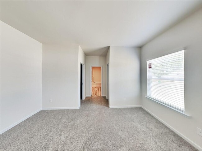 Building Photo - 1000 Claas Wy