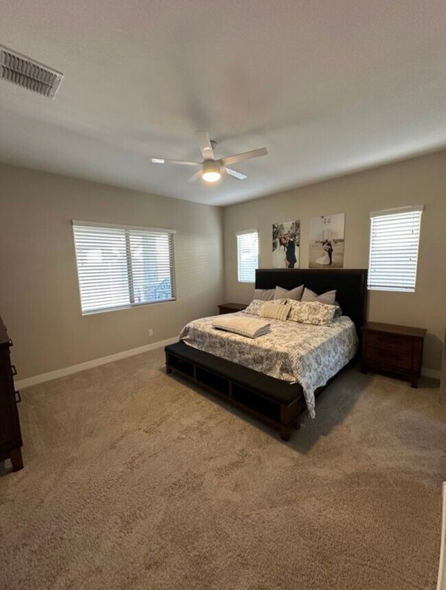 Building Photo - 2731 S Eastridge