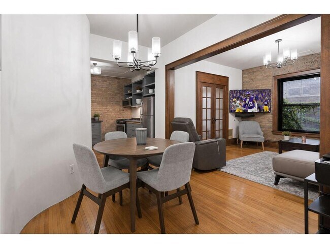 Building Photo - 1204 Harmon Pl