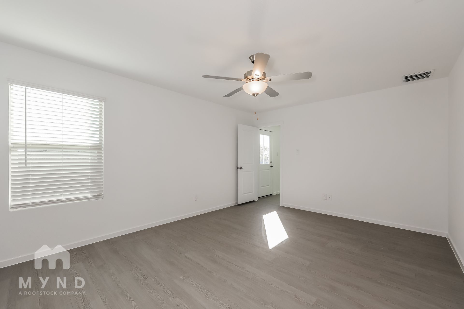 Building Photo - 2769 Mistwood Dr