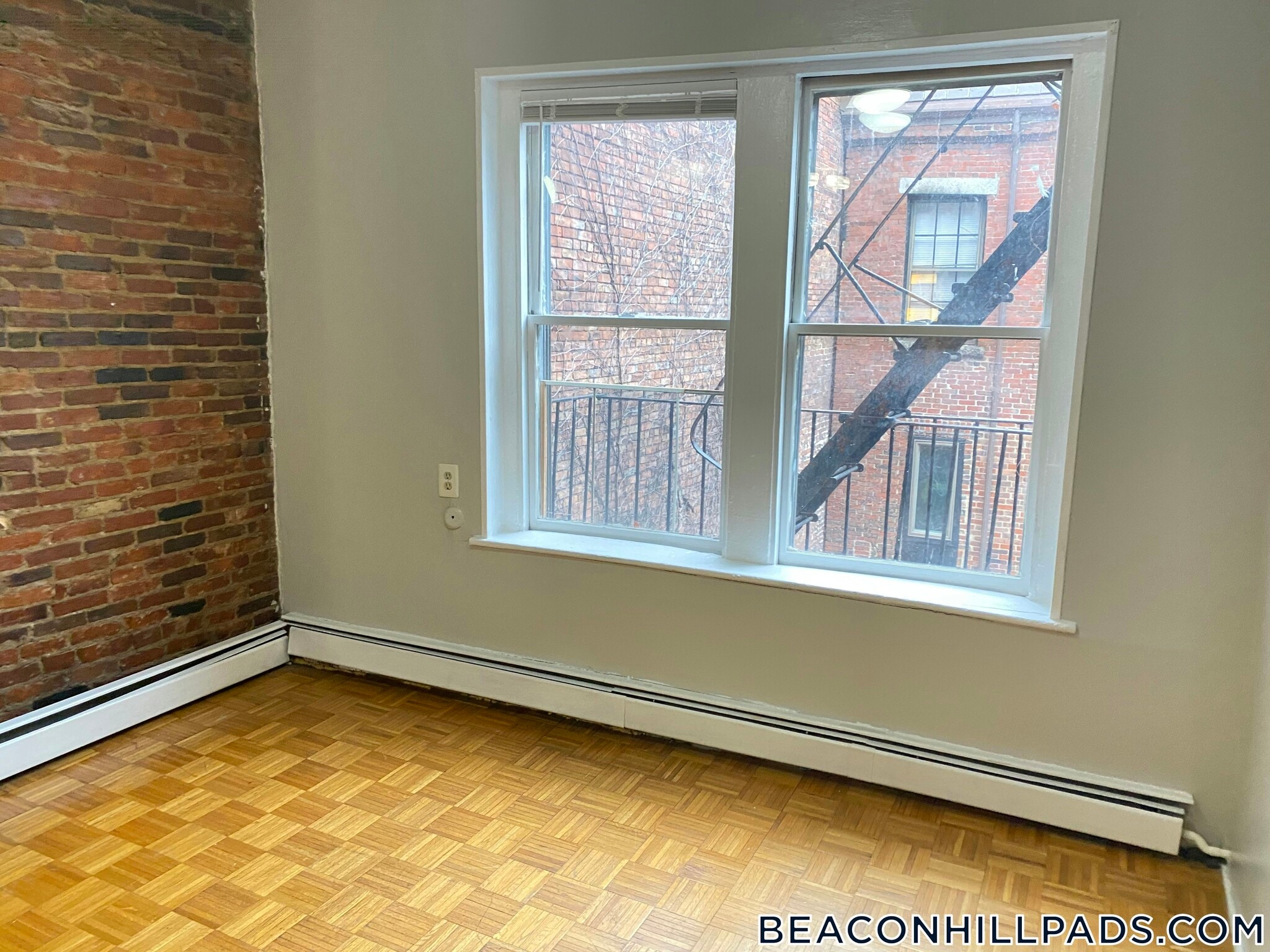 Building Photo - 40 Anderson St