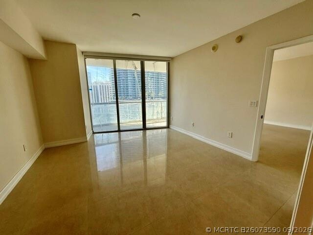 Building Photo - 465 Brickell Ave