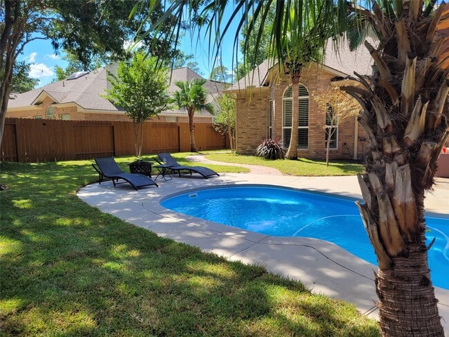 Building Photo - 14422 Light Falls Ct