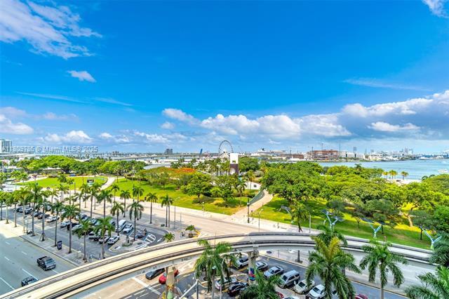 Building Photo - 50 Biscayne Blvd